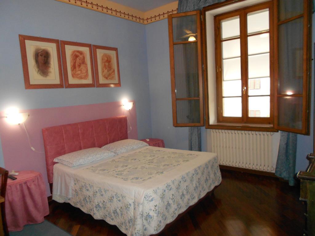 Tarussio Hotel Arezzo Bagian luar foto